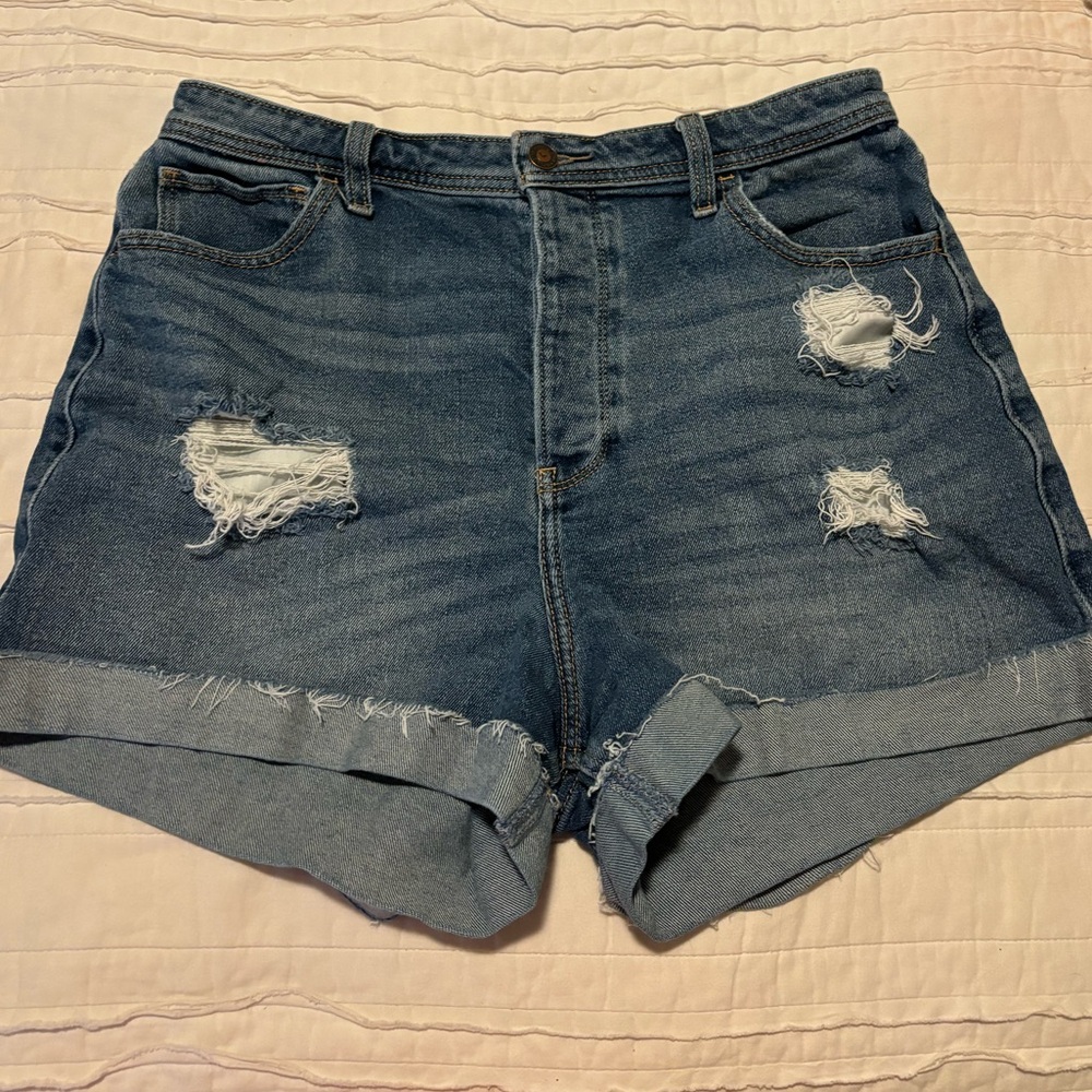 Hollister jean shorts